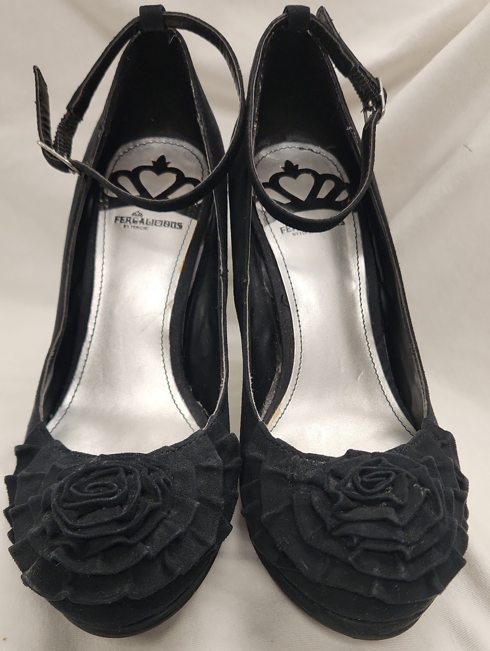 👠 Fergalicious Black Floral  Ankle-Strap Heels Sz 7